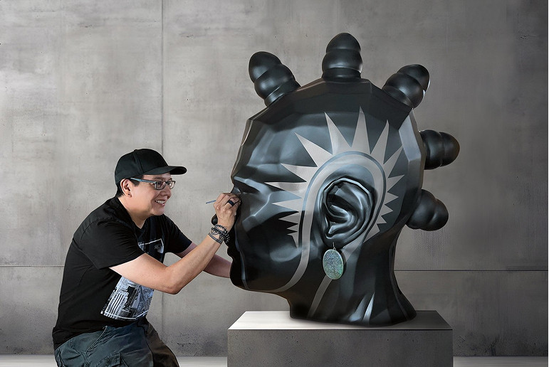 Virgil Ortiz at work