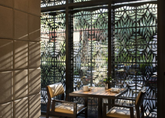 Parasoleil™ Panels in use for the Arizona Biltmore Hotel case study