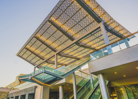 Parasoleil™ Panels in use for the Burbank Town Center case study