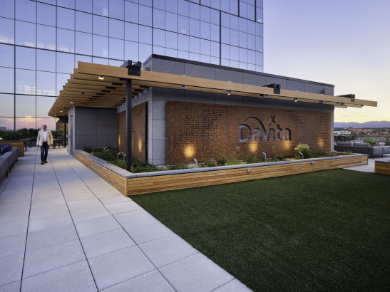Parasoleil™ Panels in use for the DaVita Rooftop case study