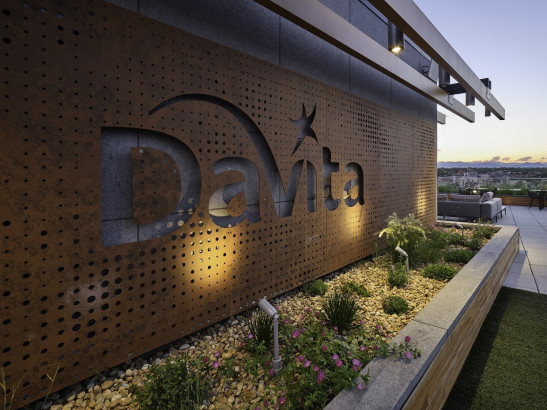 Parasoleil™ Panels in use for the DaVita Rooftop case study