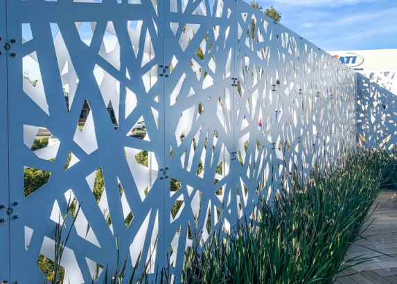 Parasoleil™ Panels in use for the Duchateau case study