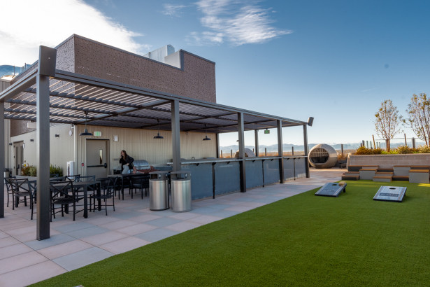 Parasoleil™ Panels in use for the EDIT at River North Apartments case study