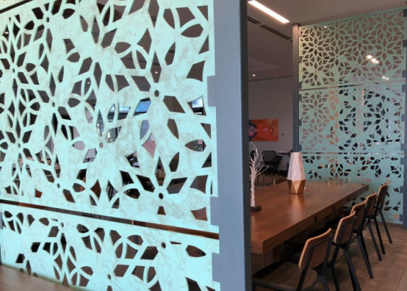 Parasoleil™ Panels in use for the Hilton Garden Inn case study