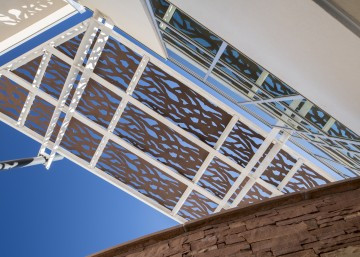 Parasoleil™ Panels in use for the Shiwi Ts'ana Elementary School case study